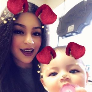 Meet your Posher, Anabel